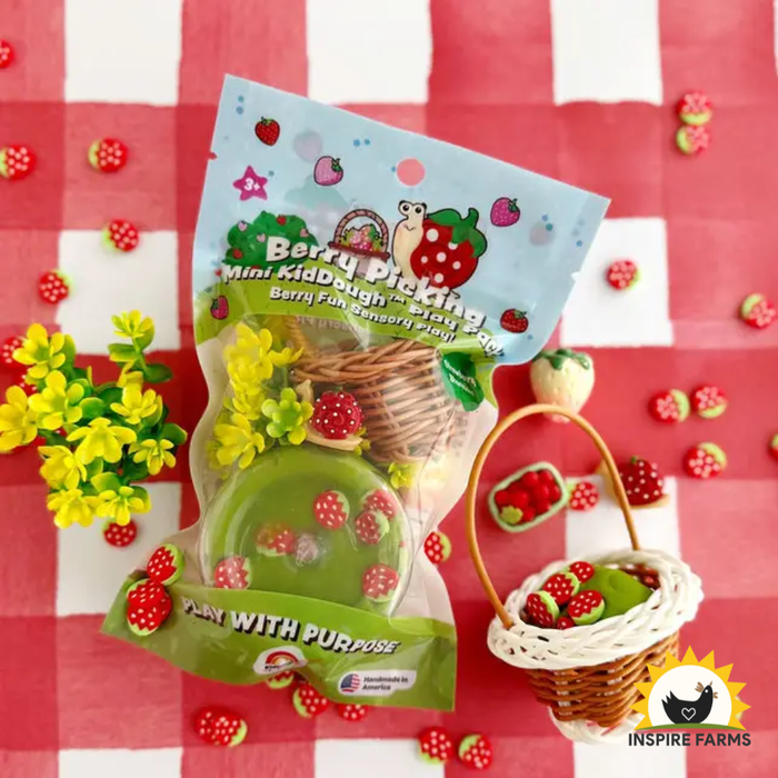 Berry Picking Mini Play Pack