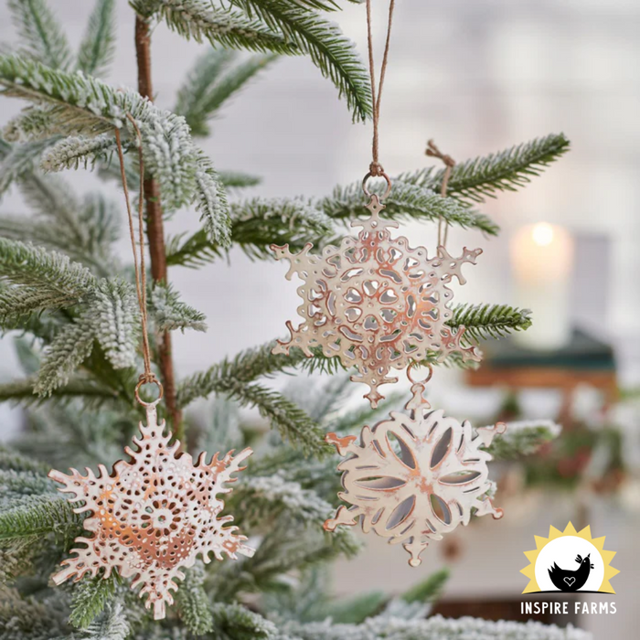 Ornate Snowflakes Ornament Set